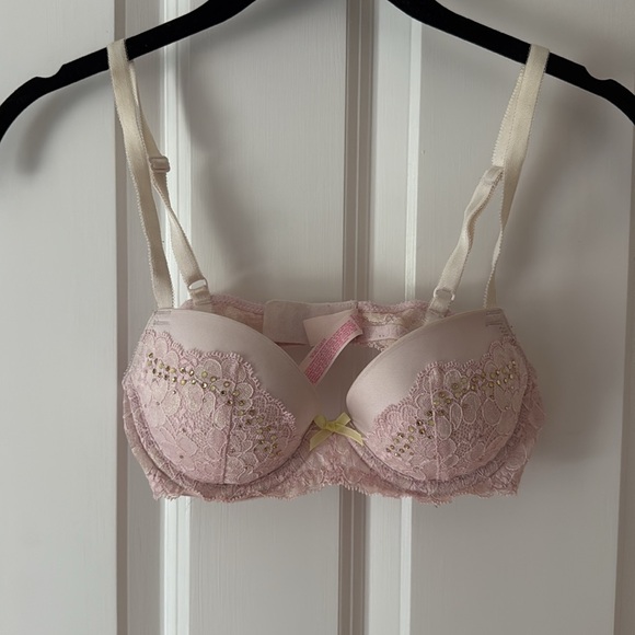 VS Bra Bundle - Picture 7 of 12